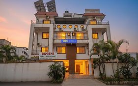 Fabhotel Saraswati Niwas - Nr Sinhagad College